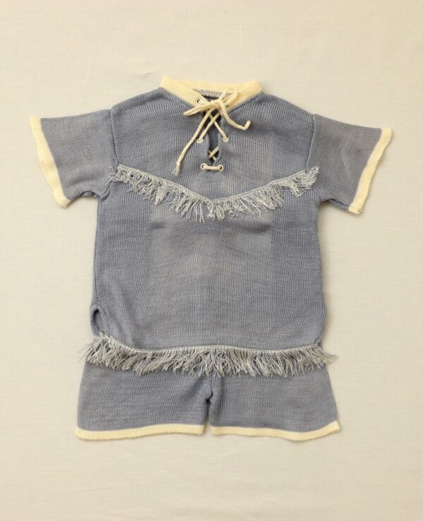 T-shirt & fringed shorts set