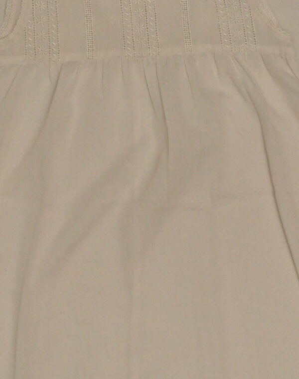 Robe légère blanche brodée
