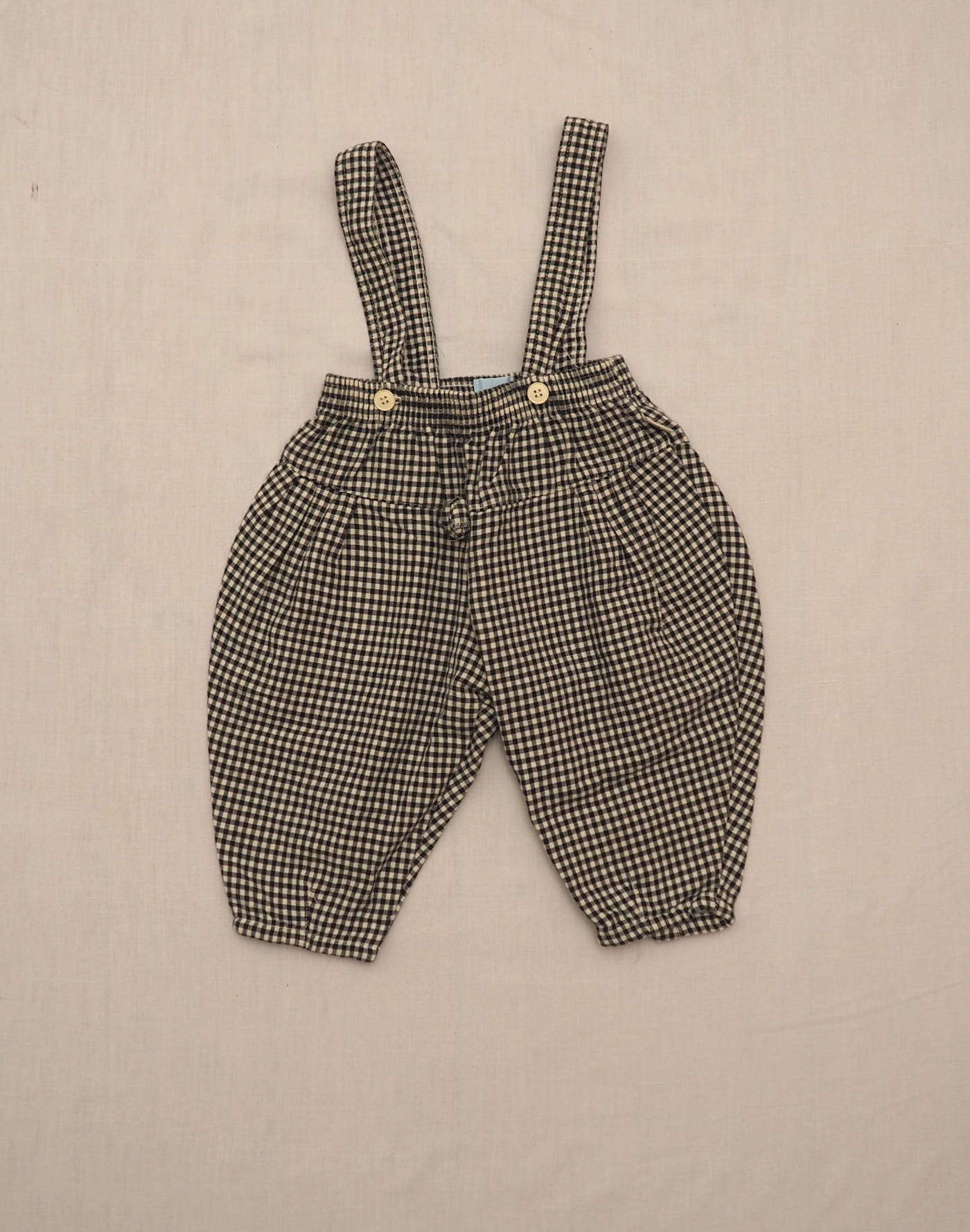 Pantalon à bretelles vichy