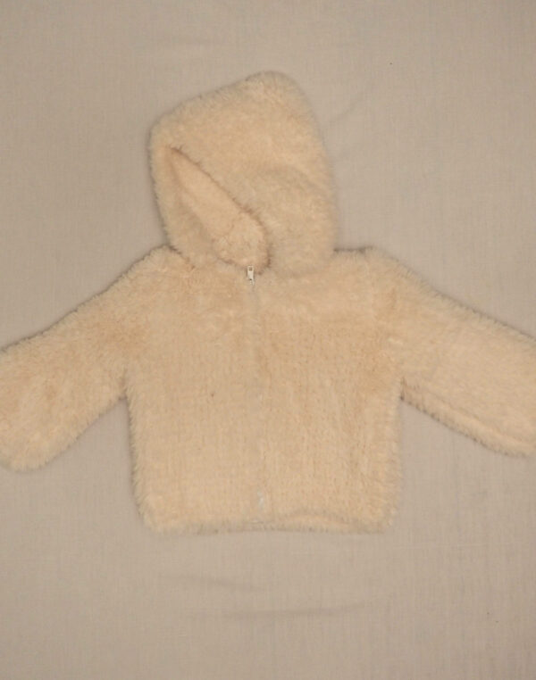 Gilet à capuche tricoté main