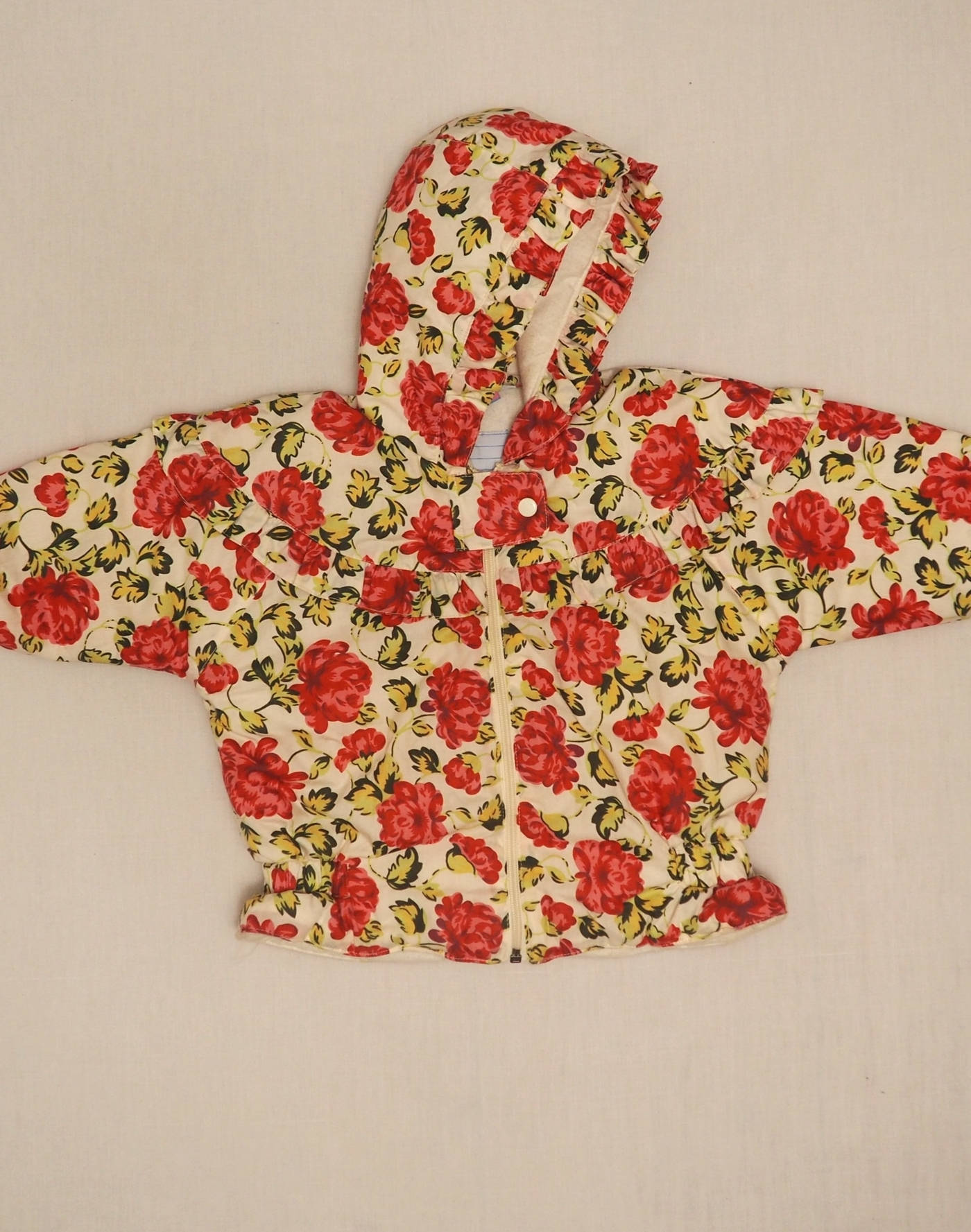 Manteau à capuche fleuri