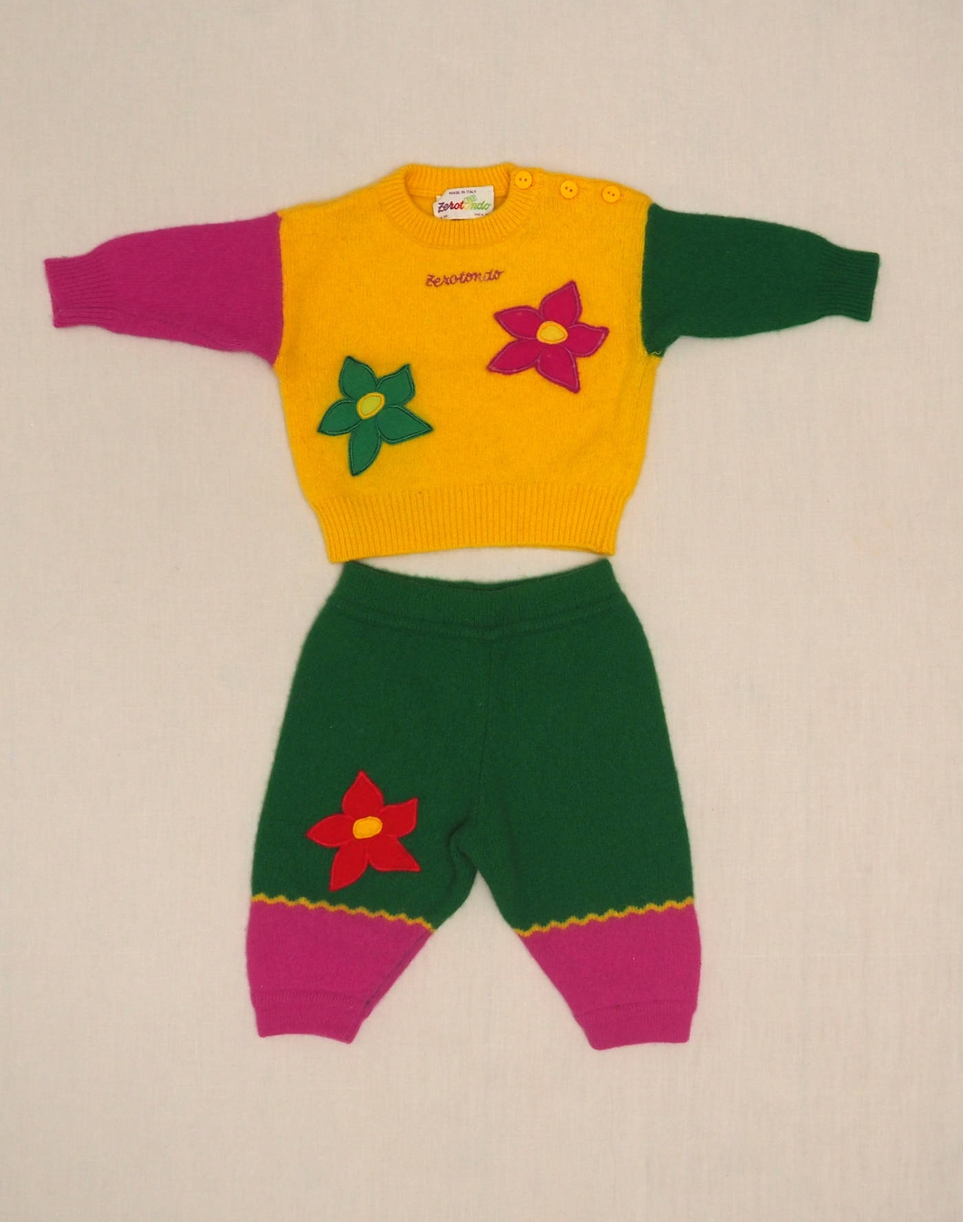 Multicolored knitwear set