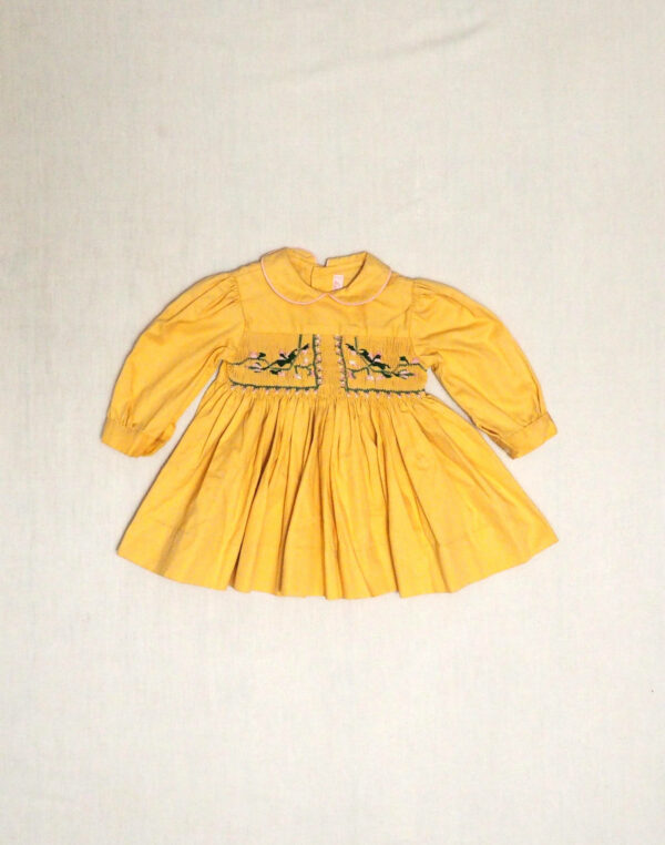 Robe jaune à smock fait main
