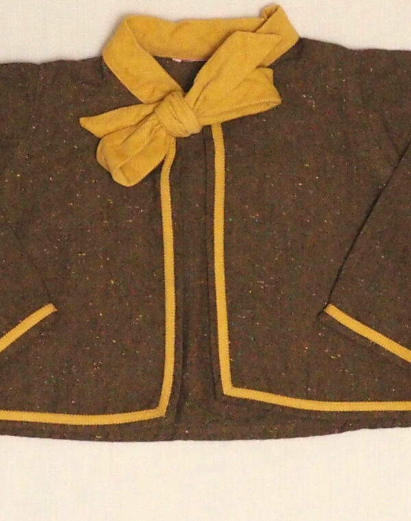 Bow-neck jacket