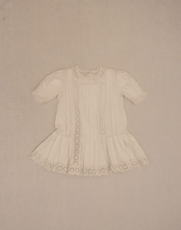 Robe 1900 dentelle anglaise