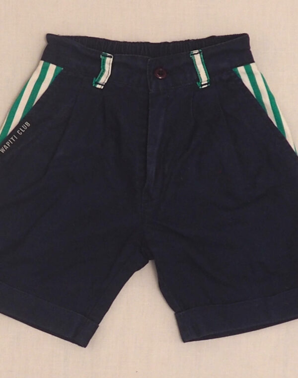 Short à poches contrastantes
