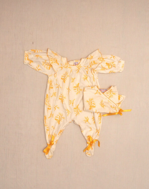 Yves Saint Laurent pyjama & wrap set