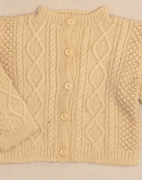 Cardigan torsades tricoté main