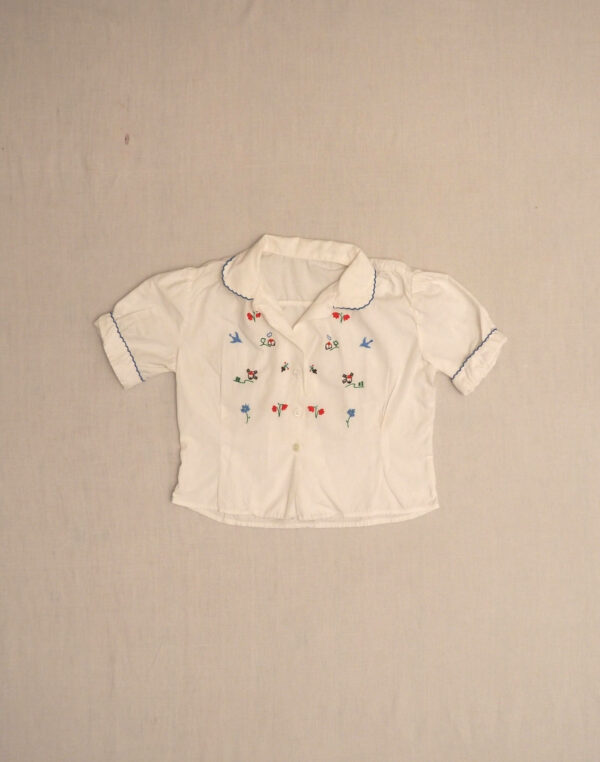 Embroidered blouse 1950
