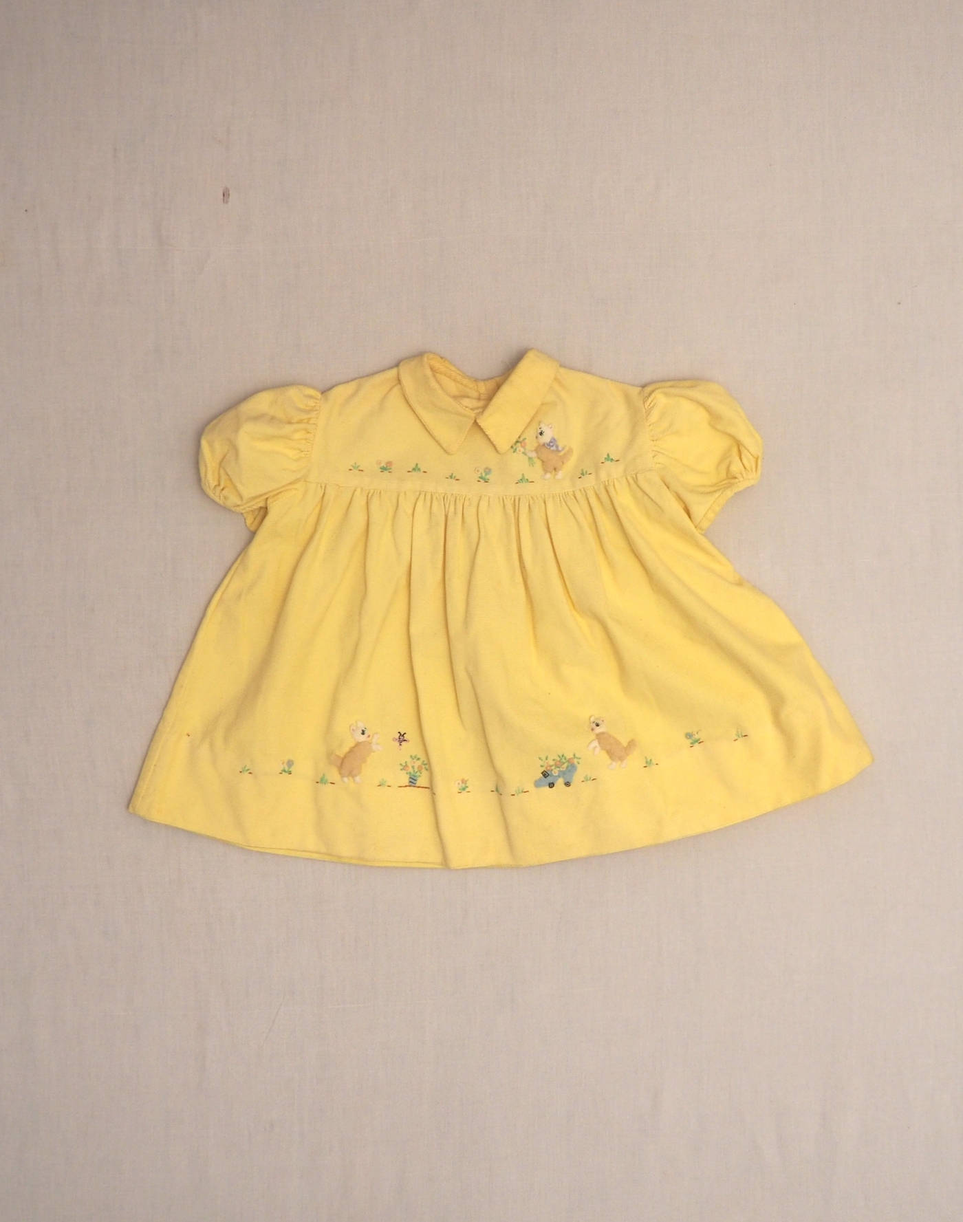 Cat & shoe appliqué dress 1950