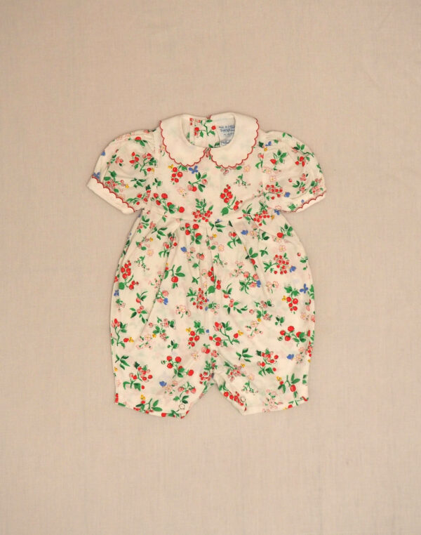 Small berry romper