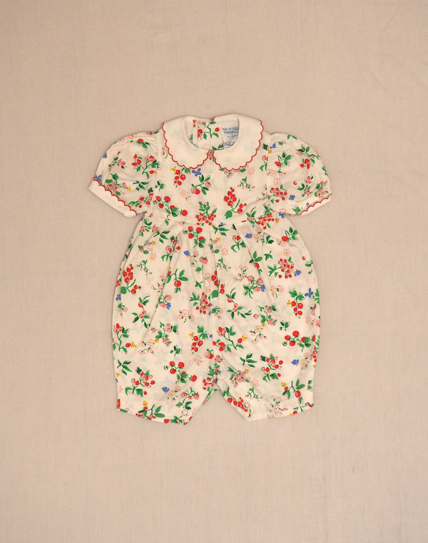 Small berry romper