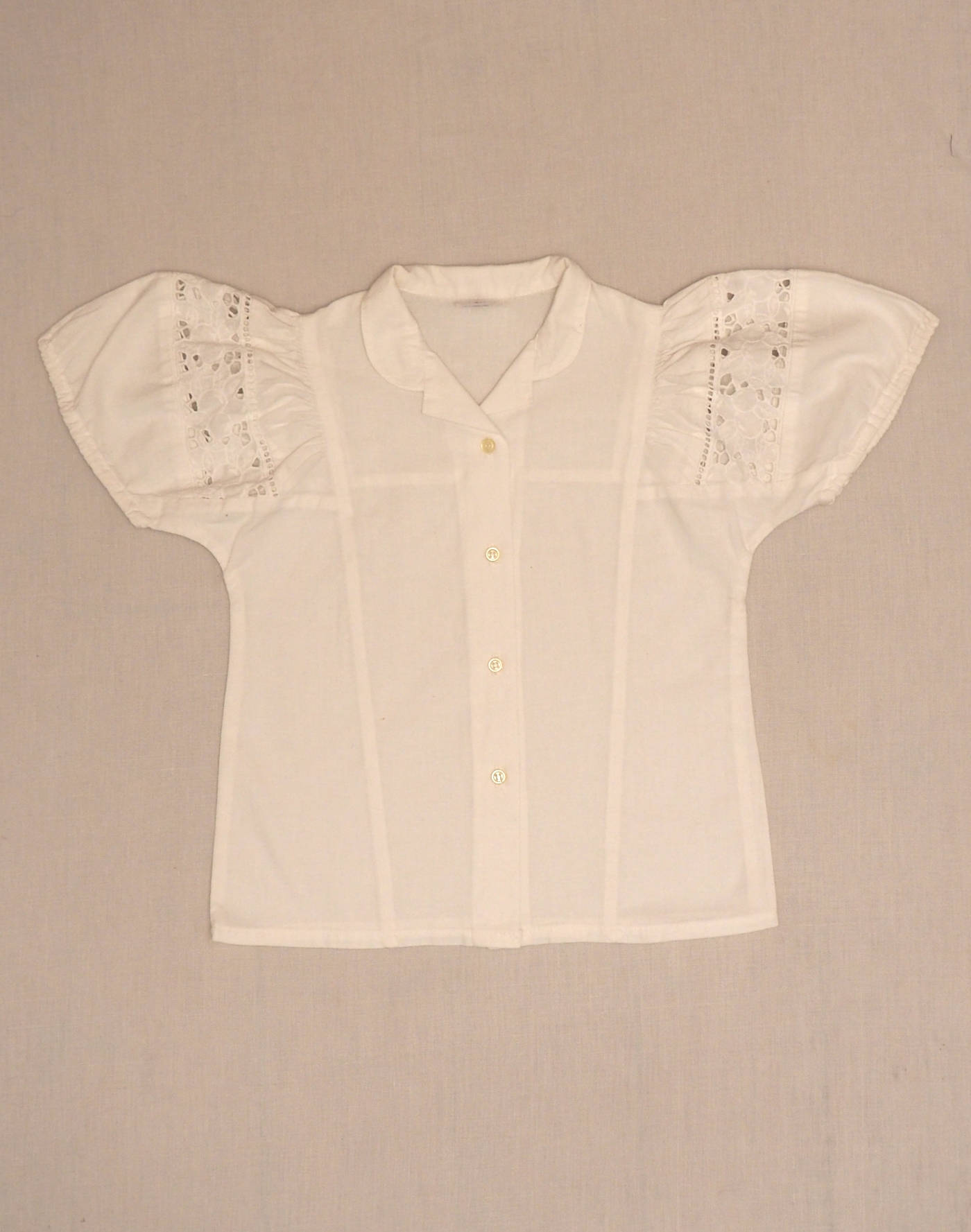 Lace sleeve blouse