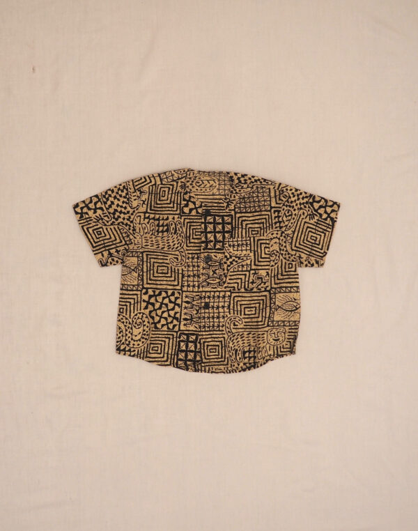 Chemisette motif wax