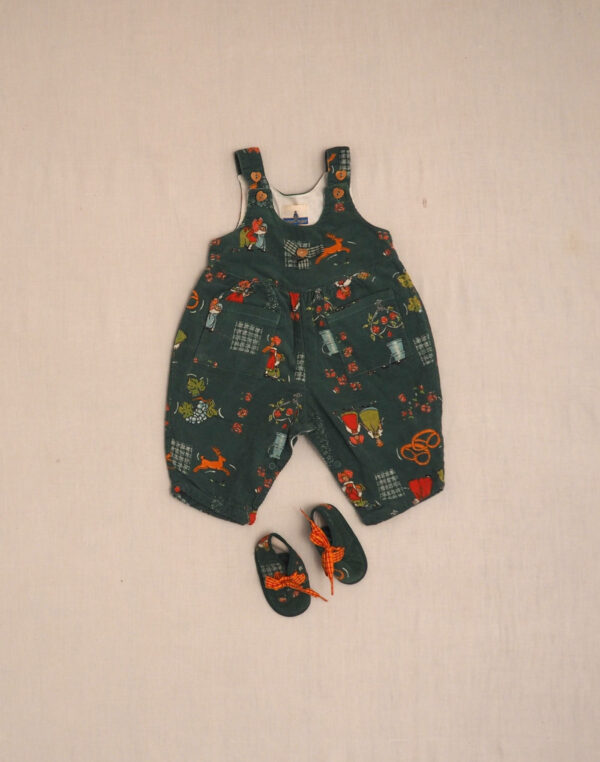 Alsatian dungarees & slippers