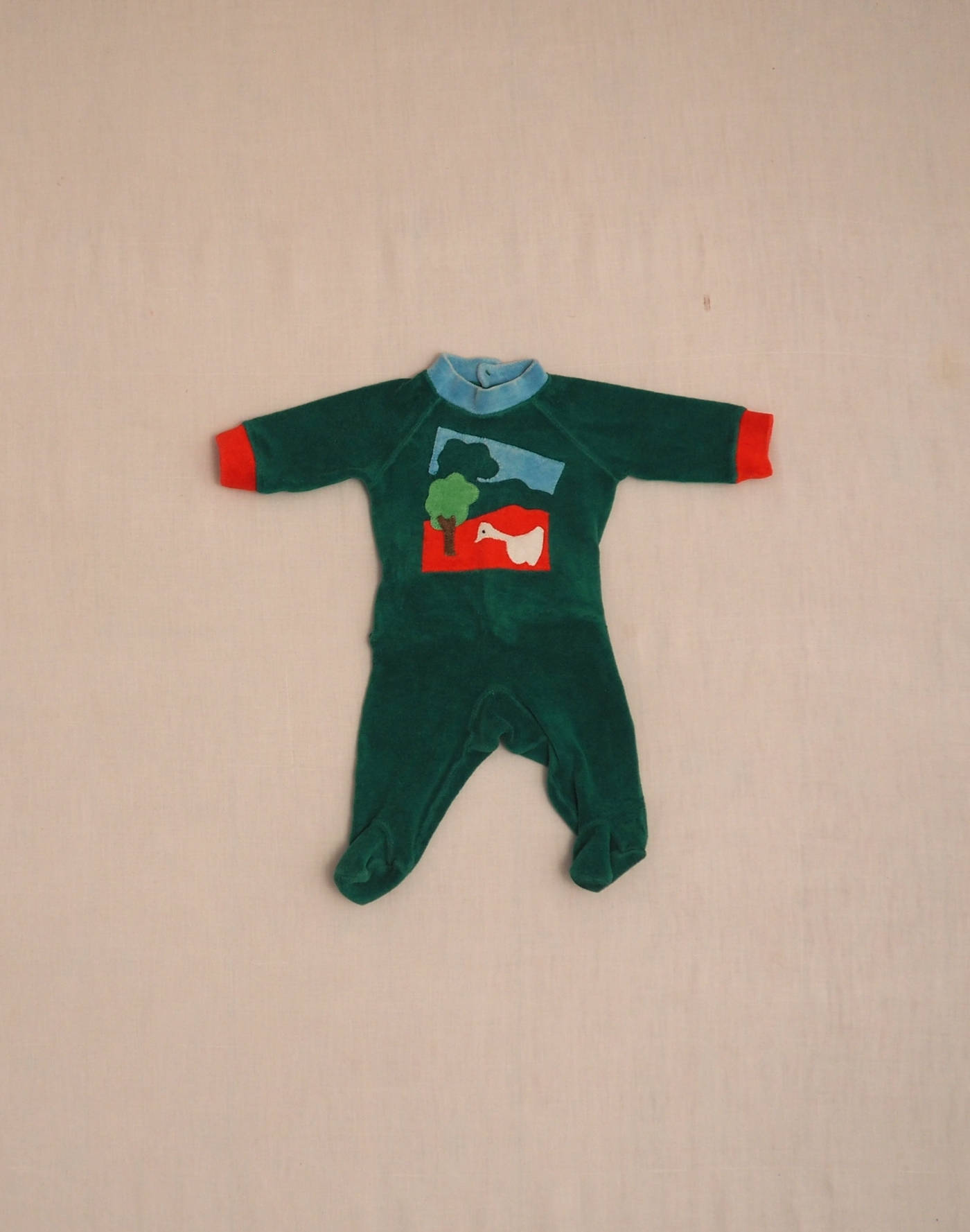 Goose velvet appliqué pyjamas 1970