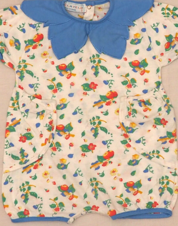 Elf romper with flower collar