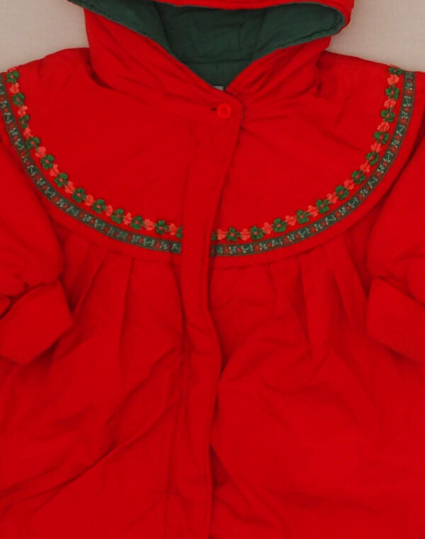 Manteau à capuche brodé