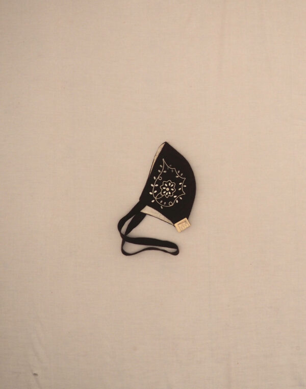 Antique felt crush
