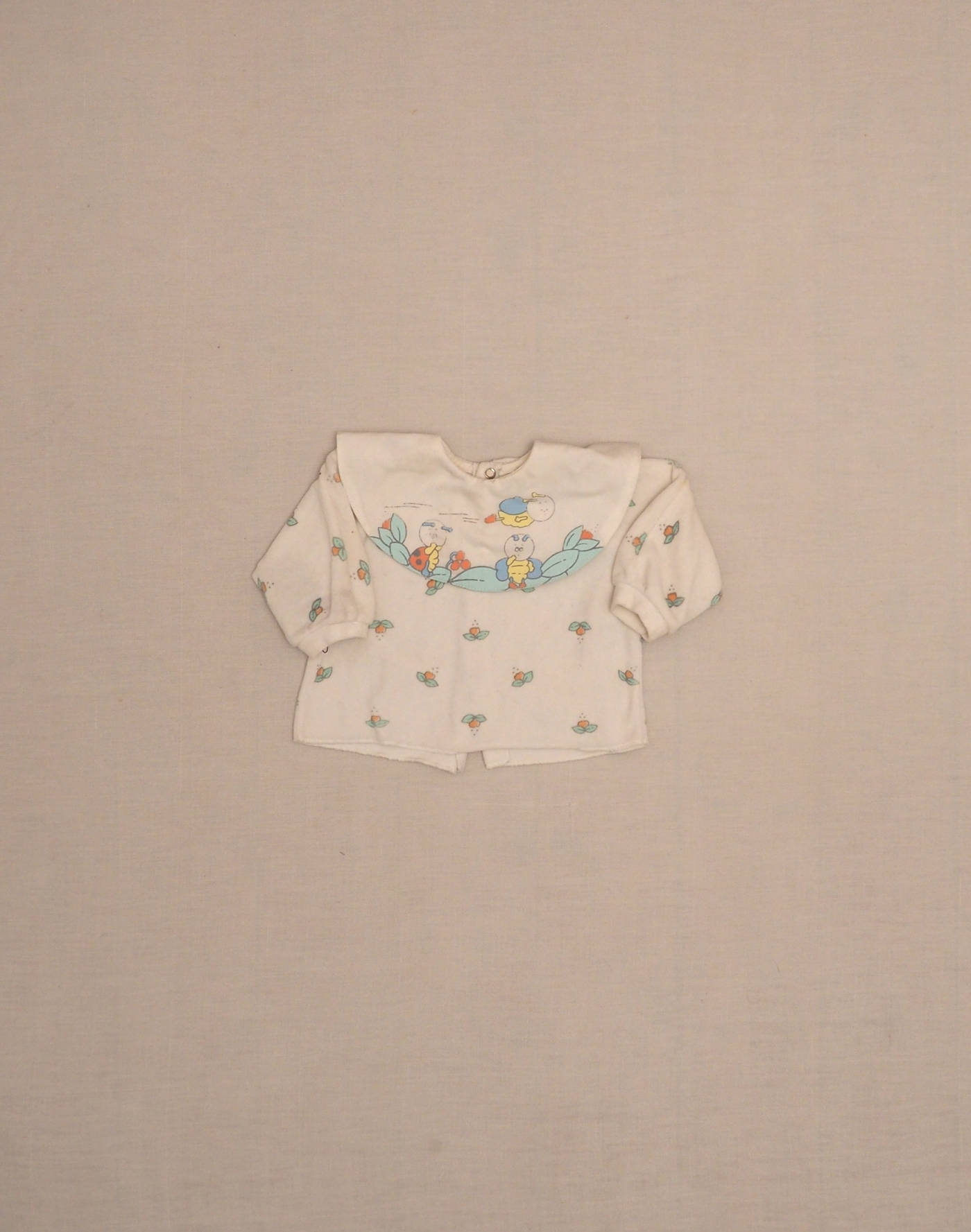 Blouse velours à grand col