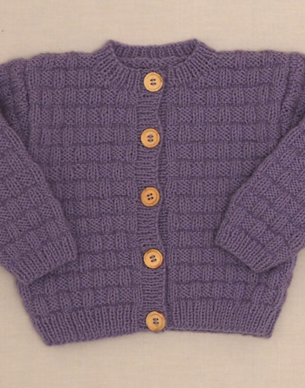 Cardigan violet texturé fait main