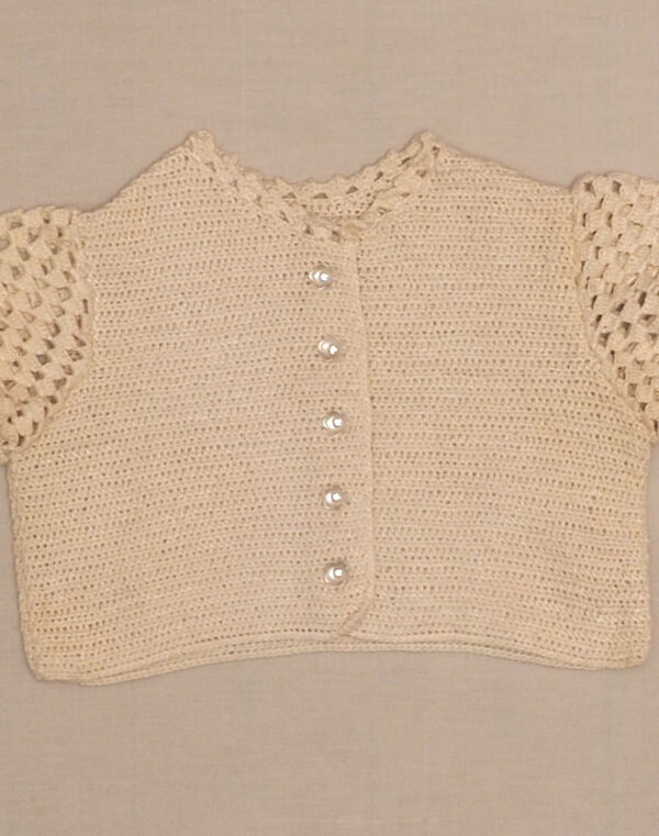 Blouse en crochet manches ajourées
