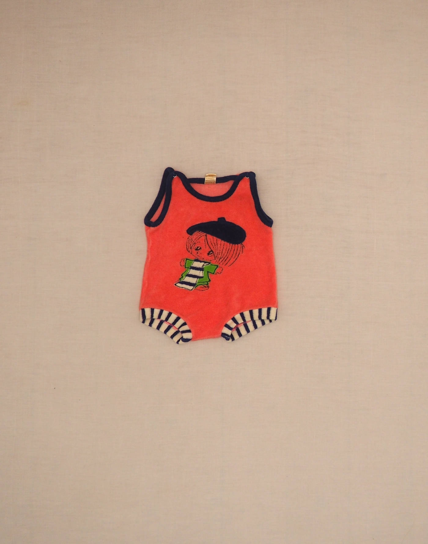 Barboteuse velours petit bonhomme 1970