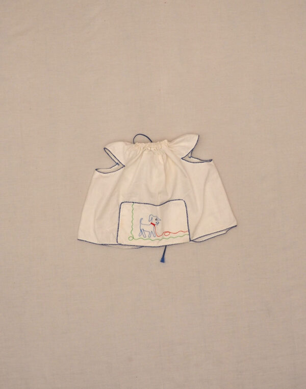 Embroidered apron blouse 1950