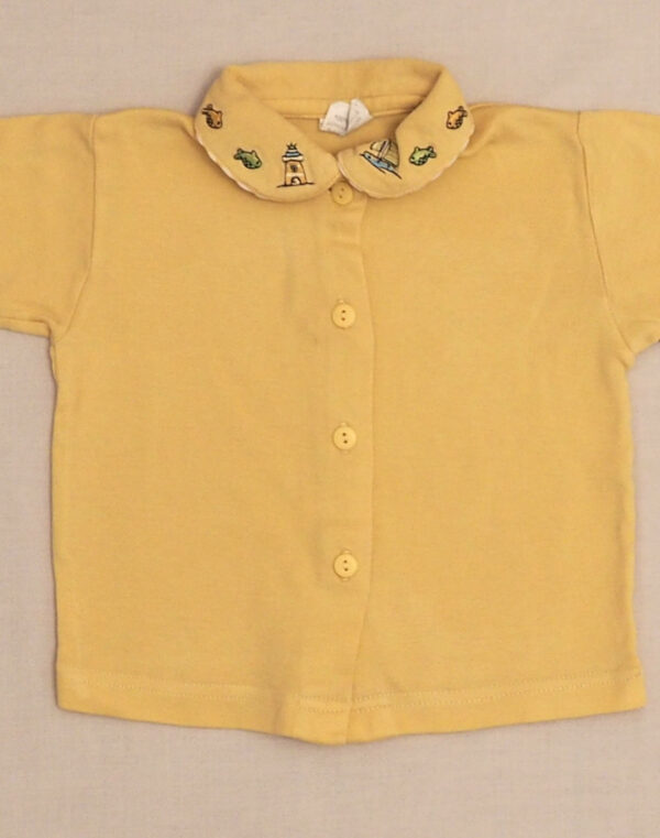 Shirt with embroidered sea collar