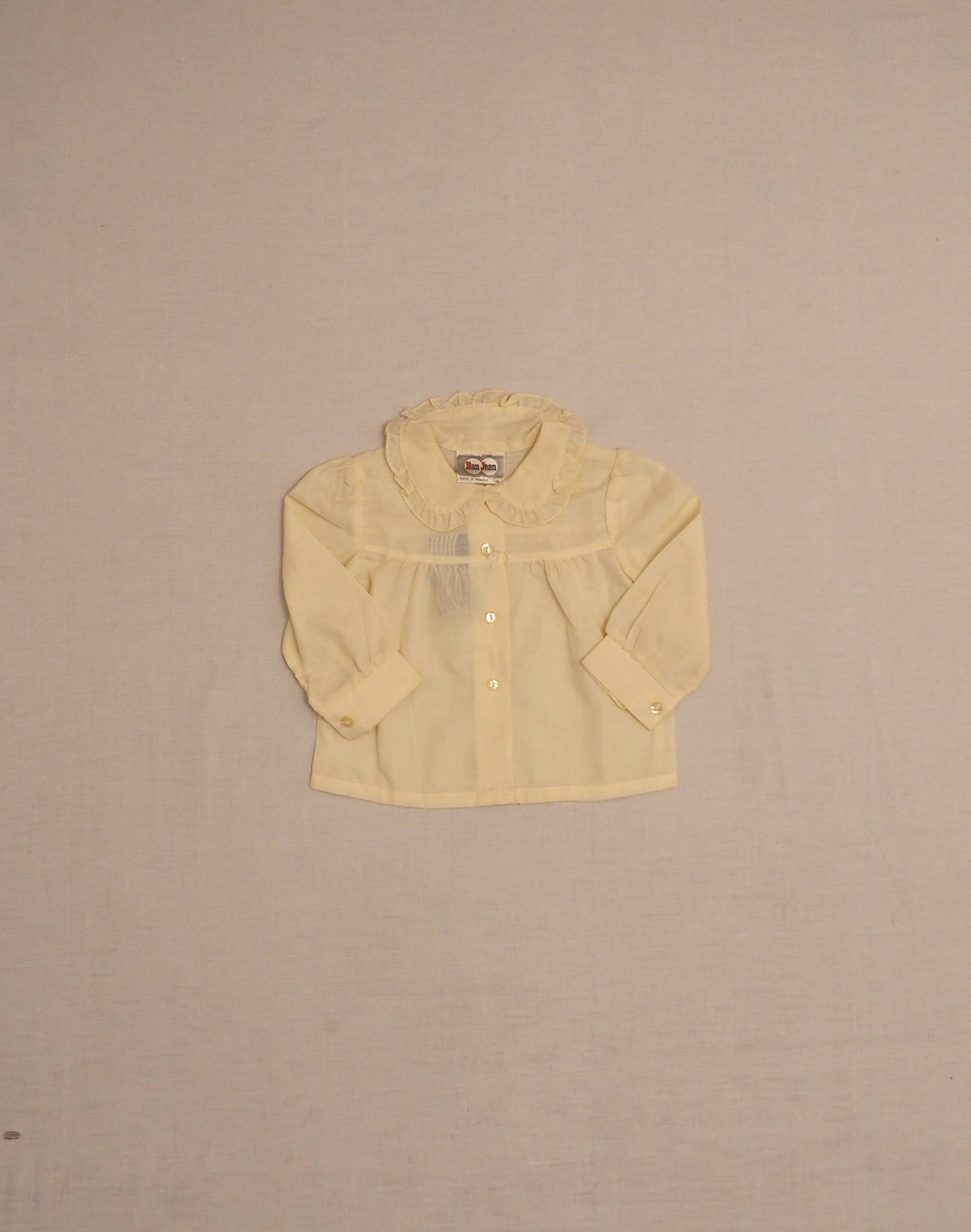 Frilly collar shirt 1970