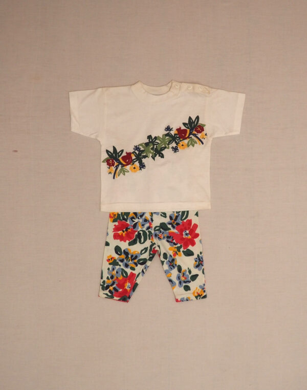 Ensemble T-shirt brodé & legging fleuri