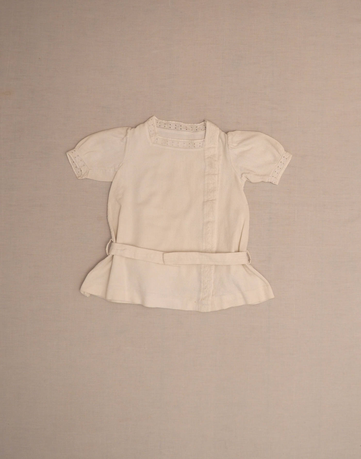 1930s lace-edged blouse