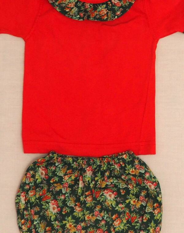 Cacharel T-shirt & bloomer set