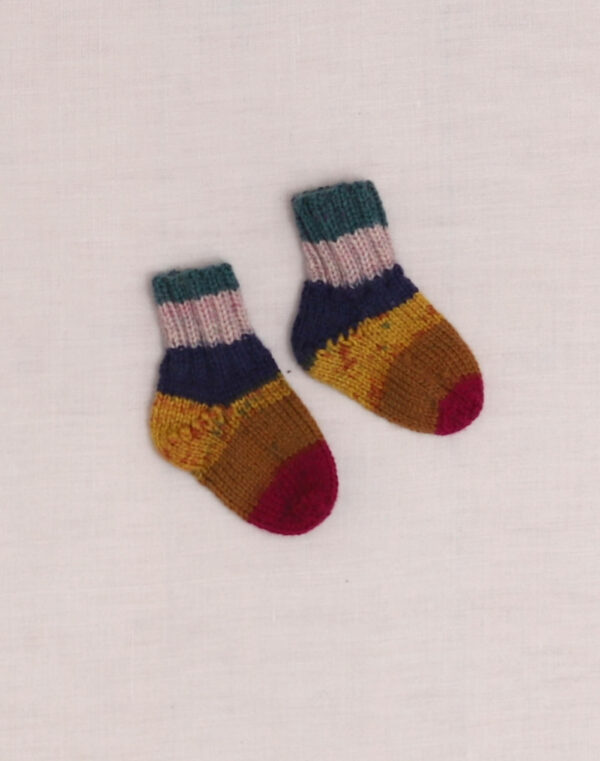 Handmade fuchsia toe socks P16