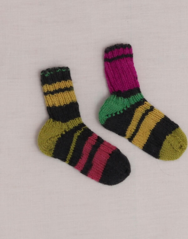 Handmade gray striped socks P20