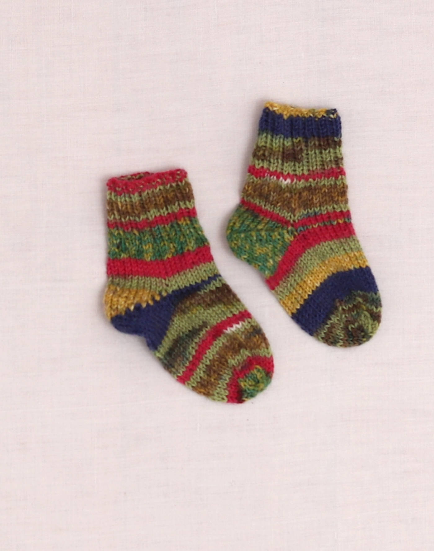 Handmade raspberry-striped socks P17