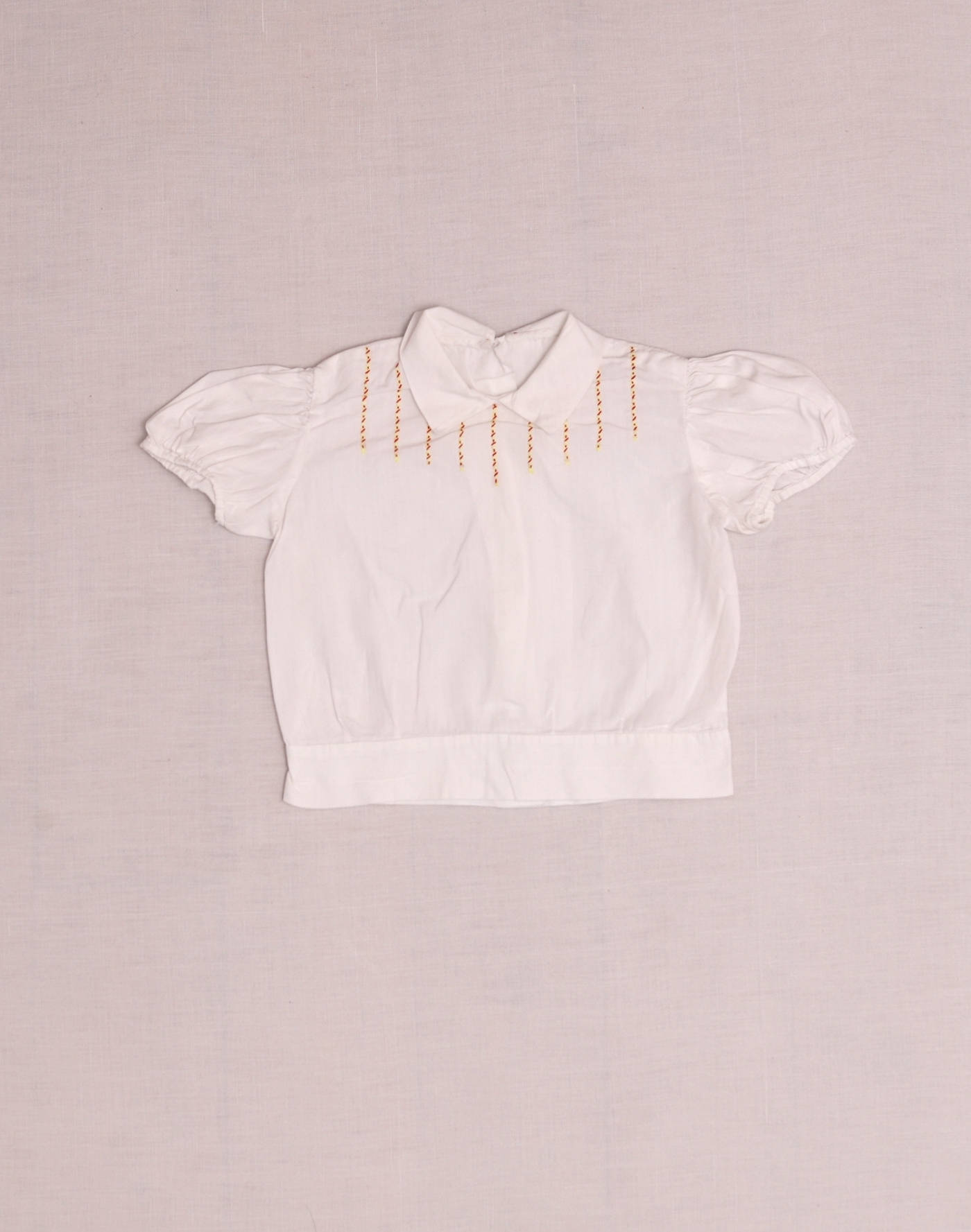 Blouse brodée 1950