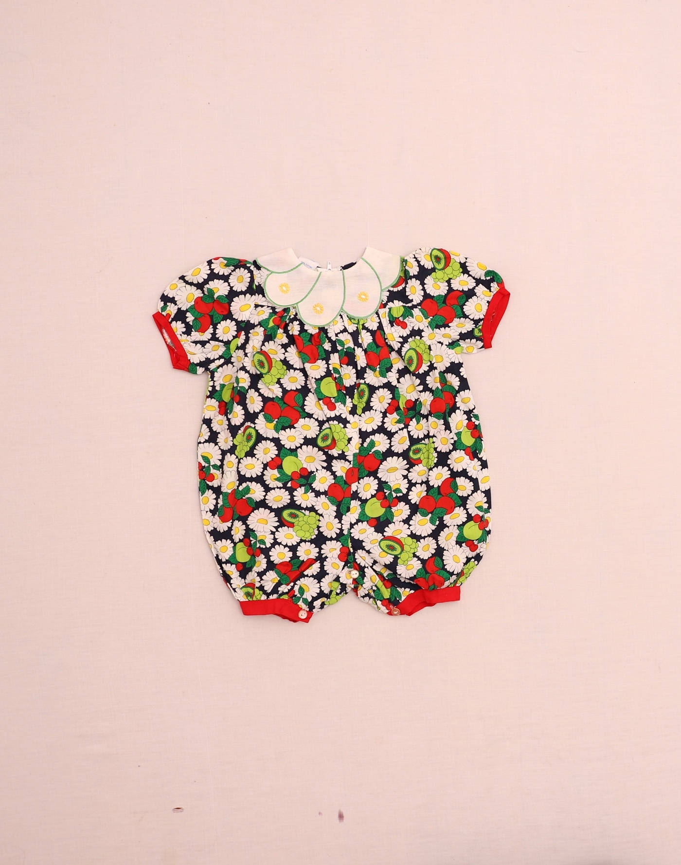 Barboteuse pâquerettes & fruits 1980