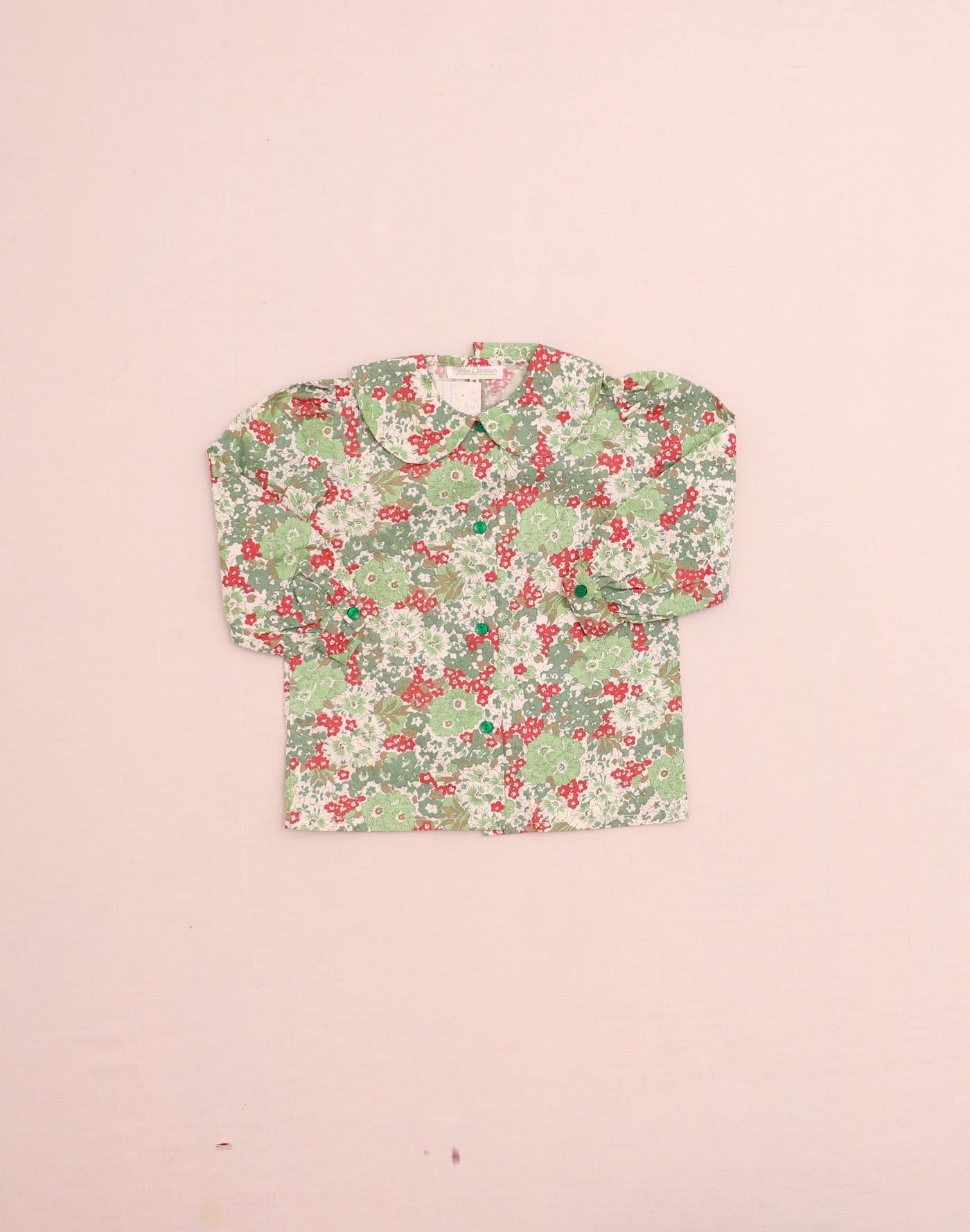 Chemise fleurie à grand col