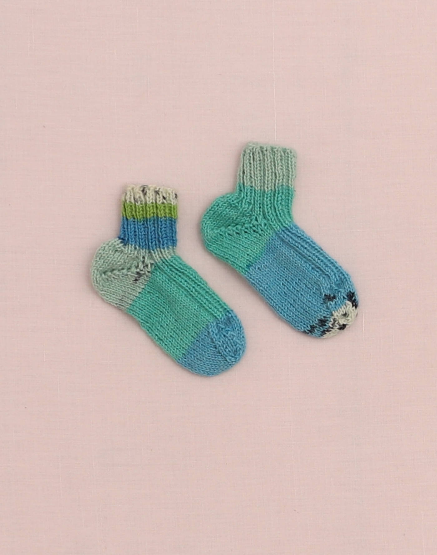 Chaussettes tricotées dégradé bleu P19