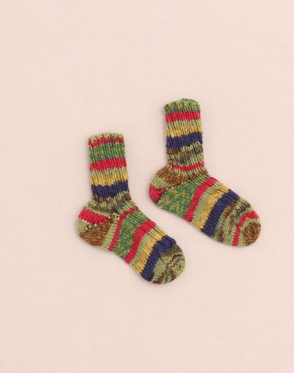 Chaussettes tricotées rayées framboise P19