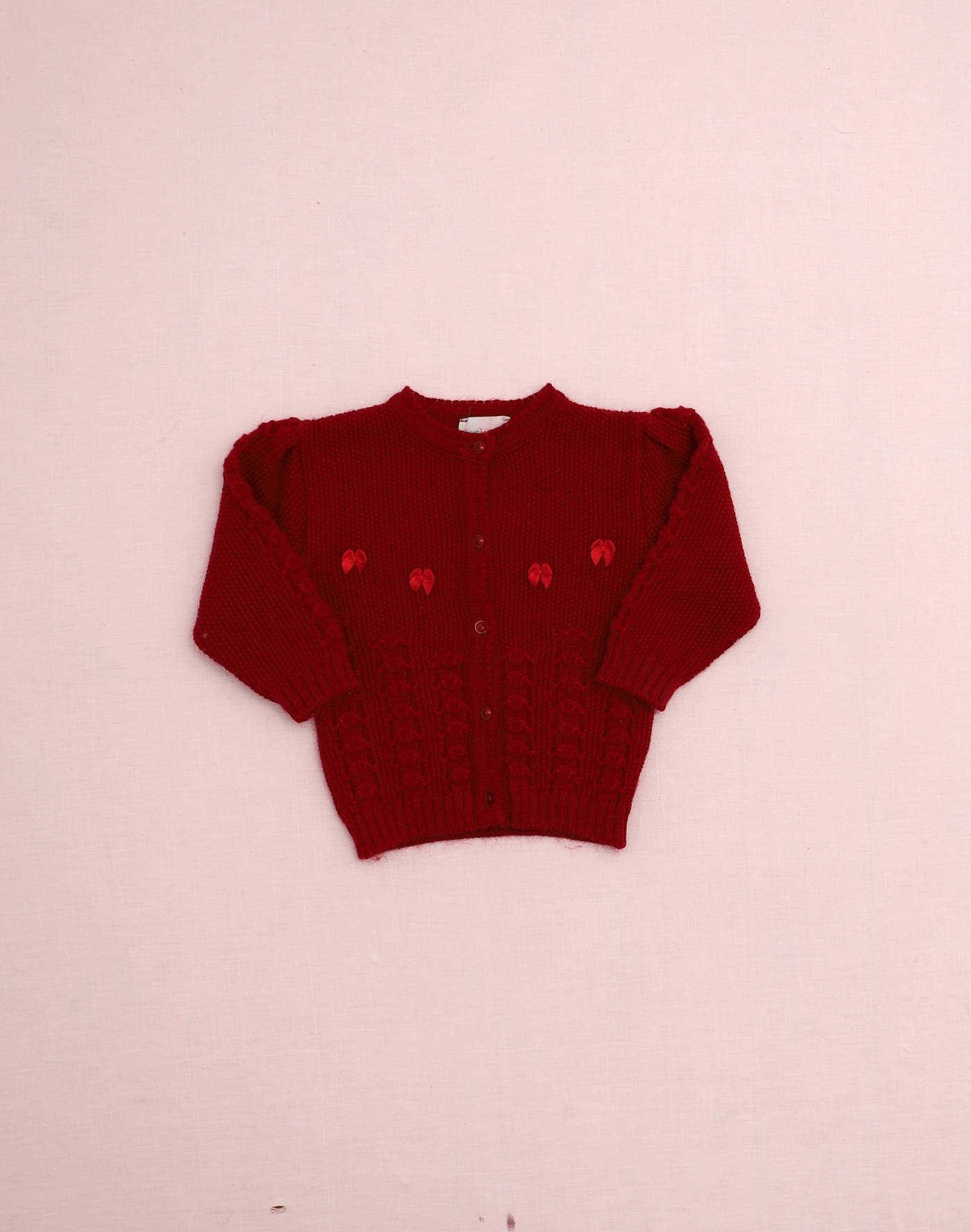Cardigan framboise à noeuds