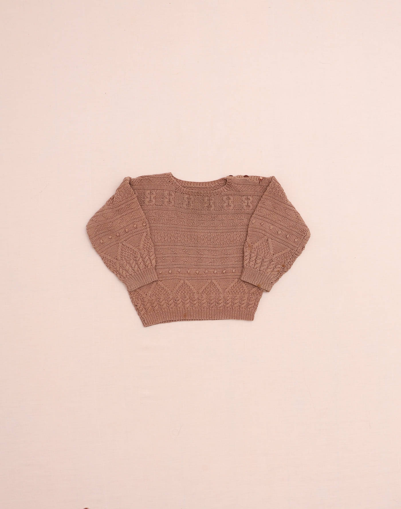 Pull en maille texturée fait main
